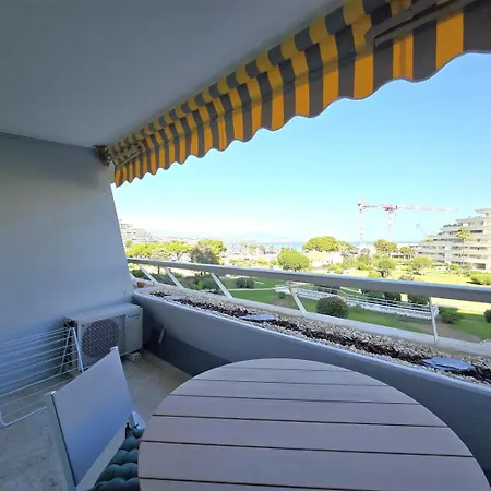 아파트 Superbe Vue - Terrasse - Parking 빌뇌브루베